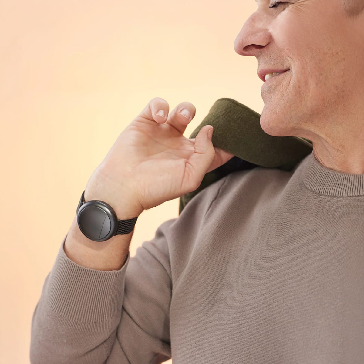 Embr Wave 2 Band Personal Cooling & Warming Wearable Device