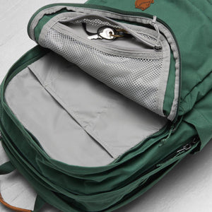FjallRaven Raven Simple Hardwearing 28 Litre Backpack