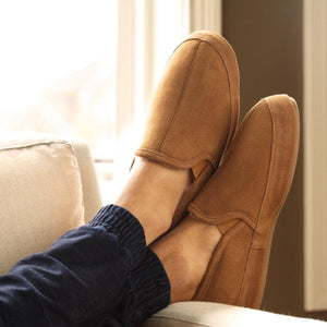 Acorn Men's Shearling Romeo Moc Slippers with Genuine Sheepskin