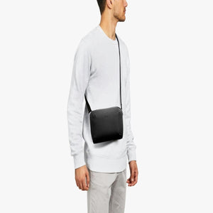 Bellroy Venture Travel Crossbody - JetBlack