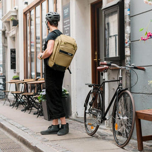 Thule Paramount Hybrid Pannier and 26L Backpack